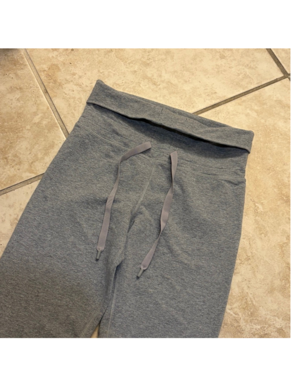 Women's Lululemon Gray Leggings roll over pants xs